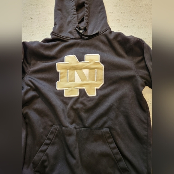 Colosseum Notre Dame Hoodie. Size Small - Picture 2 of 4
